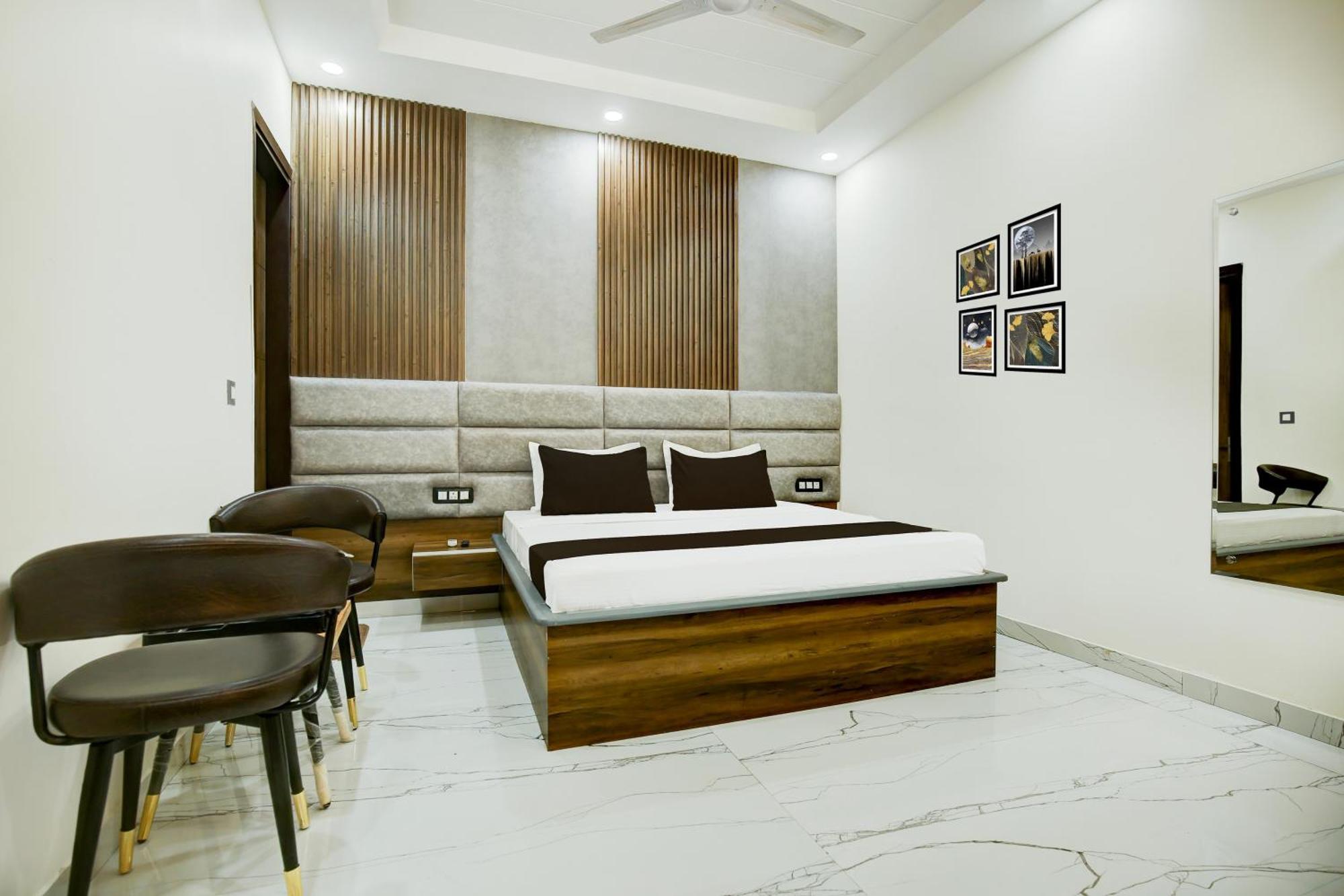 Hotel O Platinum Zirakpur エクステリア 写真